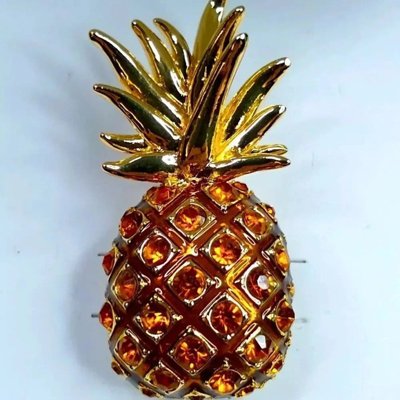 Betsey Johnson Pineapple Pin Brooch - Picture 4 of 4